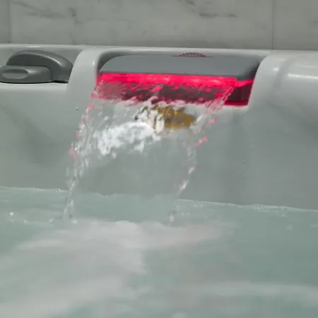 Wellness Loewe 4* 皮耶什佳尼