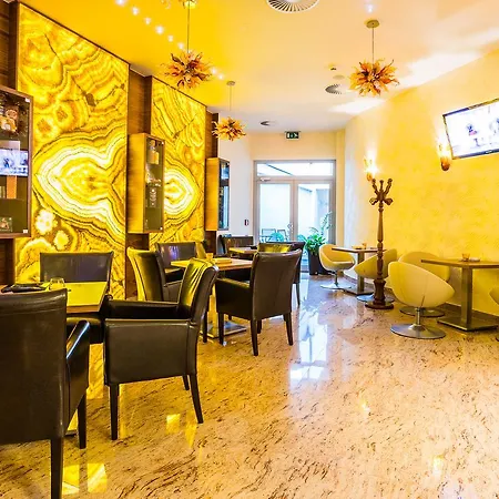 Wellness Loewe 皮耶什佳尼