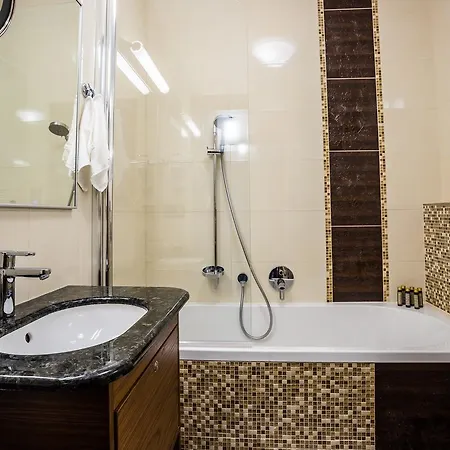 Wellness Loewe Piest'any