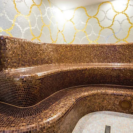 Wellness Loewe 4* Piest'any